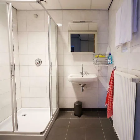 Van Rijn Serviced Apart Otel *
